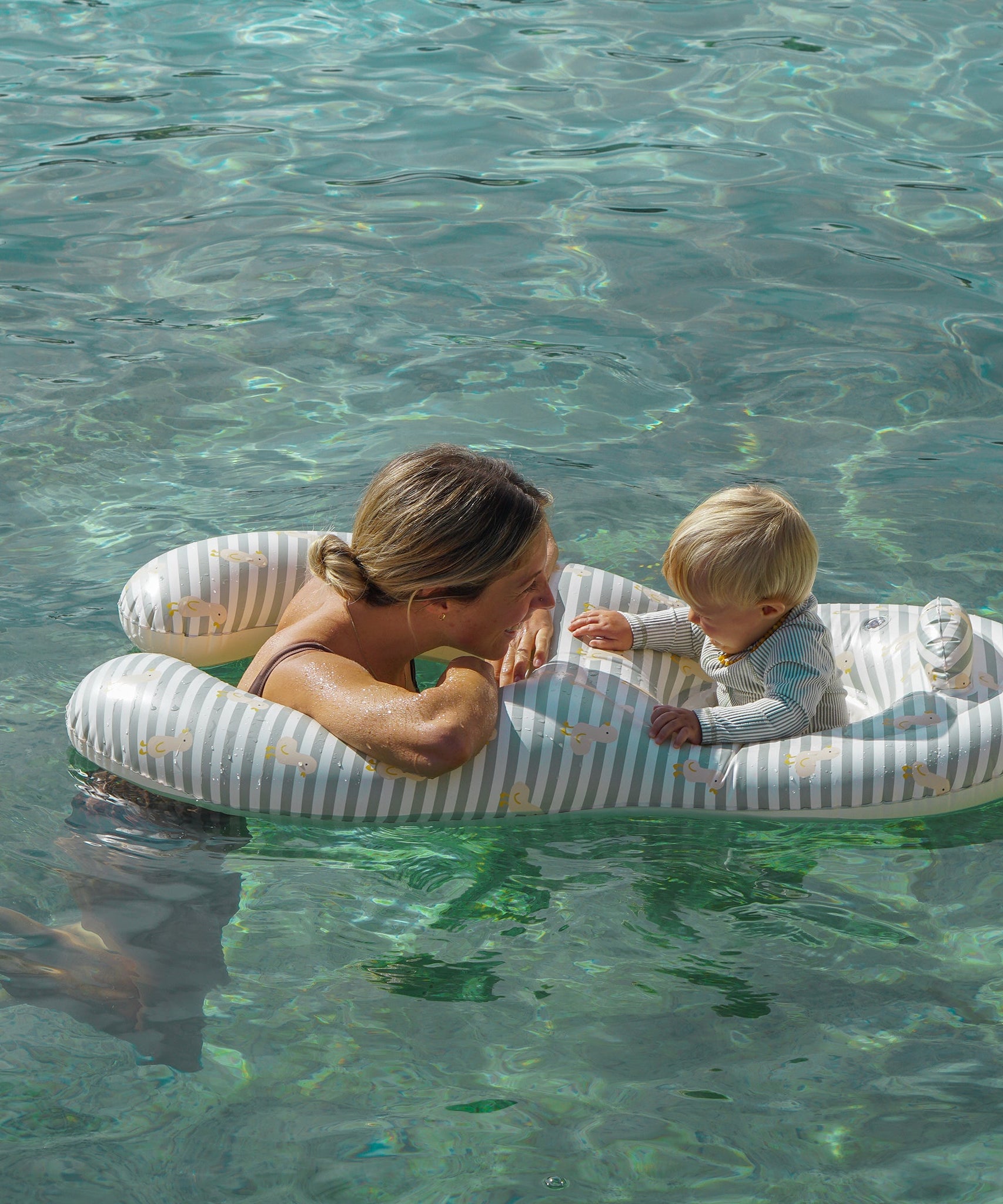 Sunnylife - Duck Sage Baby Pool and Sea Inflatable Seat