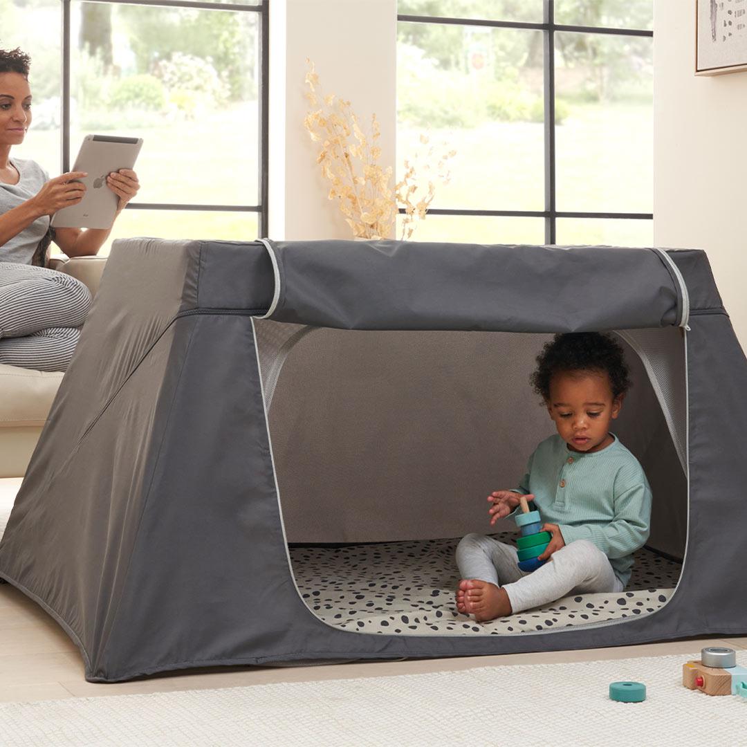 Tutti Bambini Cozee Go Day & Night Bundle - Scandanavian Walnut/Ecru-Cribs-Scandanavian Walnut/Ecru- | Natural Baby Shower